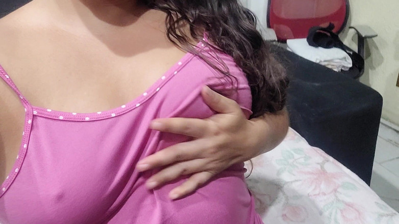 Paty Bumbum: 为乔纳森抬起屁股