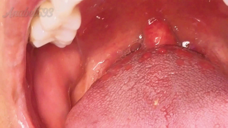 anabel693: 입 페티시 목젖 가까이 나는 딱딱한 BBC에 질식한다