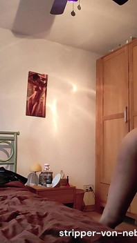 Mr. výprask zadek a kundička jeho otrokyně