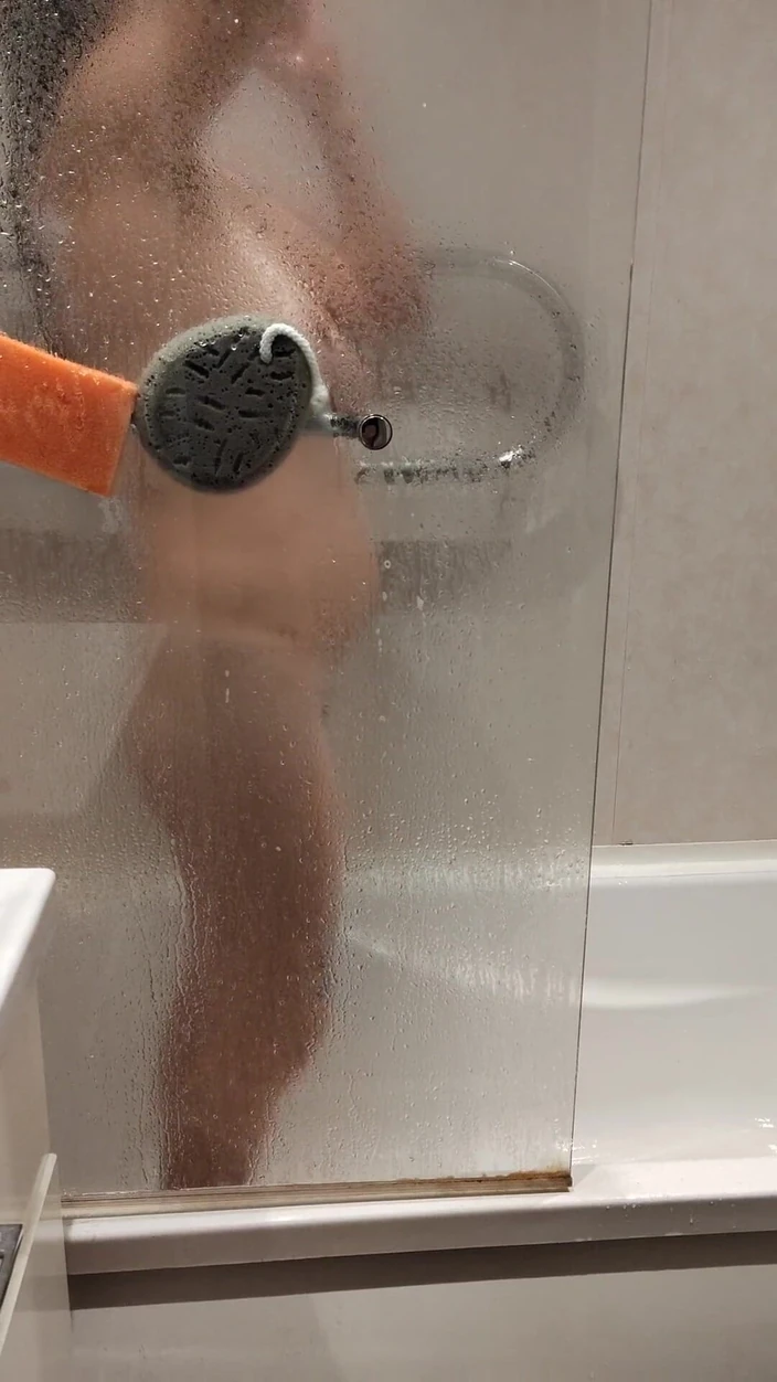 Emma_Alex: Sizzling Wifes Wet Shower Seduction &amp; Glass Explosion