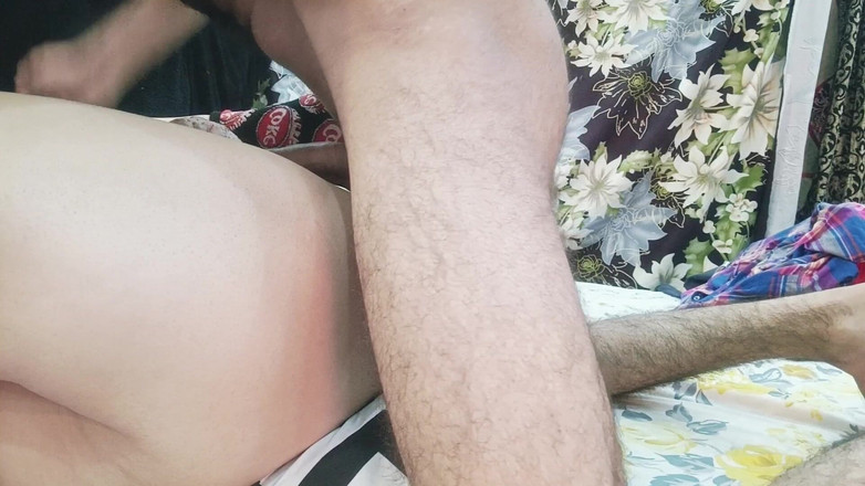 Manosexyscat69: 巴基斯坦 Bhabi 操男朋友大鸡巴