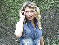Flash Model Amateurs: Venku smyslná scéna ze sexy blonďaté kočky