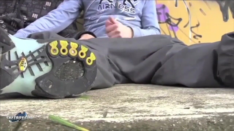 Sketboy: Sketboy - pompino all'aperto