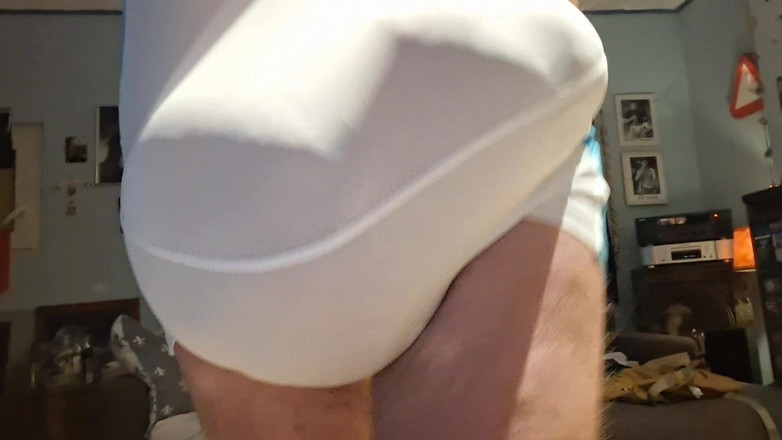 Monster_Meat_: Weiße Unterwäsche