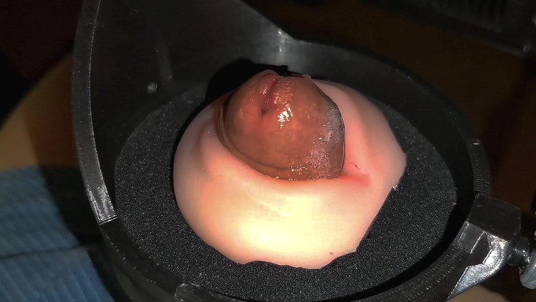 SEXY_GUYBEST: Büyük bir sperm kısmı sıcak bir çeşme gibi patlıyor!