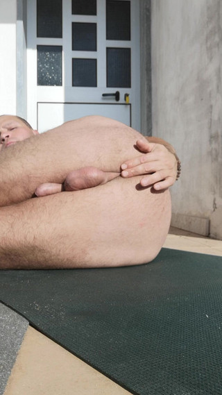 Chemanuchao: Jouer avec mon cul dans le jardin