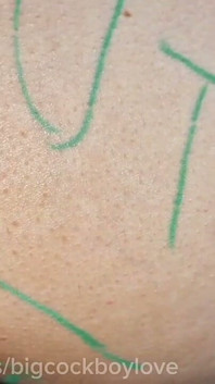 Twink slut coberta de porra pela primeira vez depois de selvagem, fodendo em pêlo
