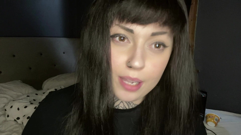 Miss Valentina: Sega con la moglie in casa istruzioni per sborrare