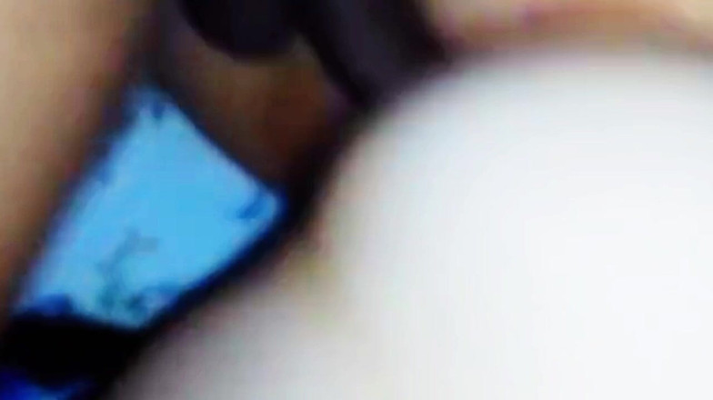 Sofixxx: Köstlicher weißer arsch meiner molligen schwägerin im doggystyle gefickt