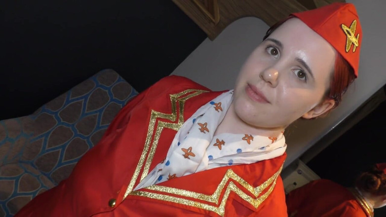 FakeflightAgent: Britische Stewardess maddie