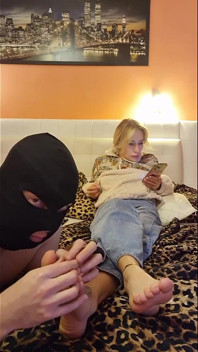 I Enjoy a Massage and Licking Feet