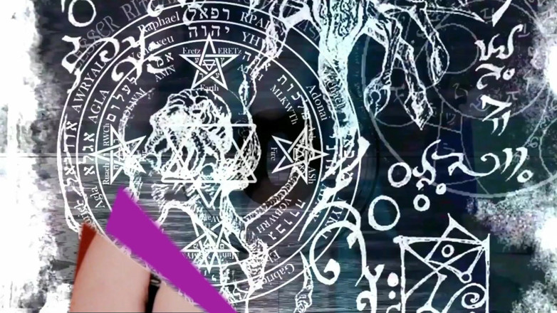 goddessjoules: Scioglie per le mie tette