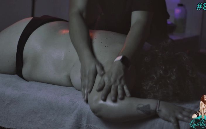 Squirting Sp: 50-jährige kam, um ihre erste massage zu bekommen, und hatte...