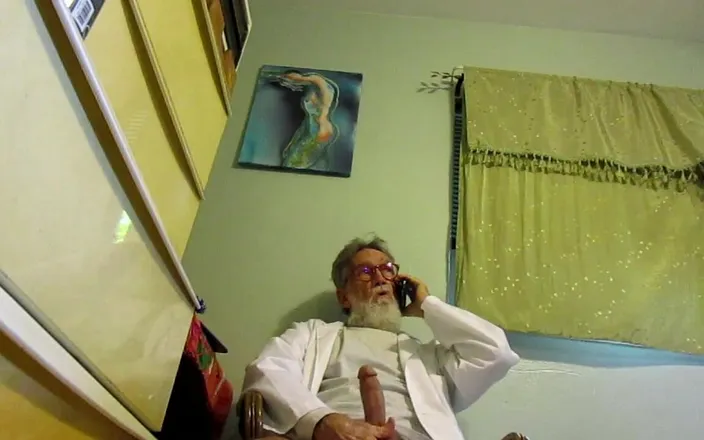 Mr hairy gardener: Yum, Yum, Eat 'em up Scientist Video Part 1