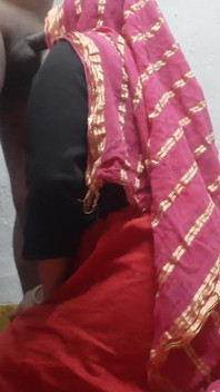 Indianca Desi Bhabhi a făcut sex cu socrul ei videoclipuri porno sexuale