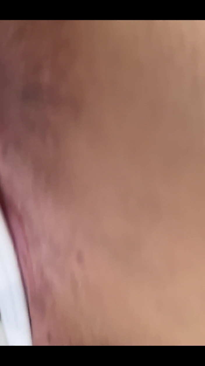 Crypto Mommy: Svarta och vita fläckar som klamrar sig fast vid mina...
