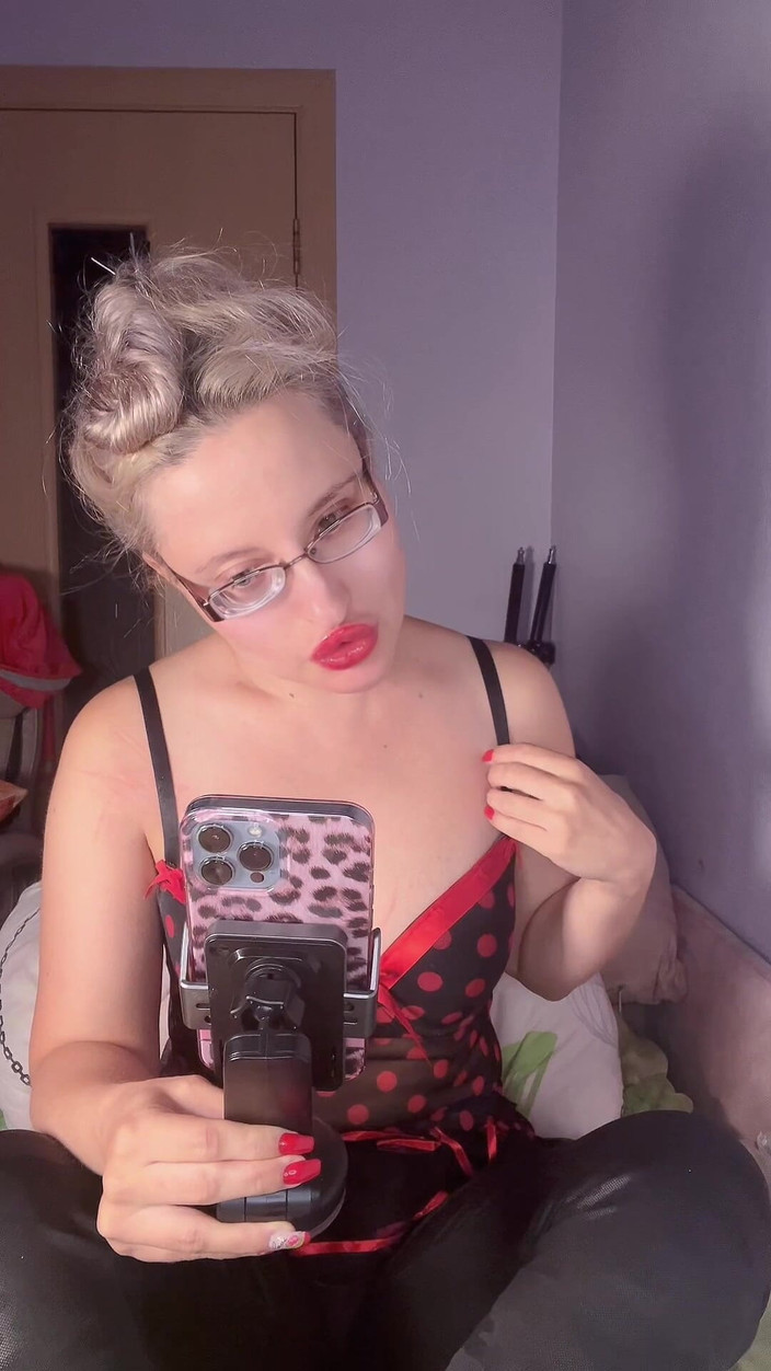 FinDom Goaldigger: Findom Goaldigger'ı düşünmekten duramayasın