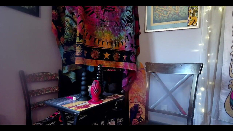 Suzy Wylde: Salut les amants ! Venez voir mon live