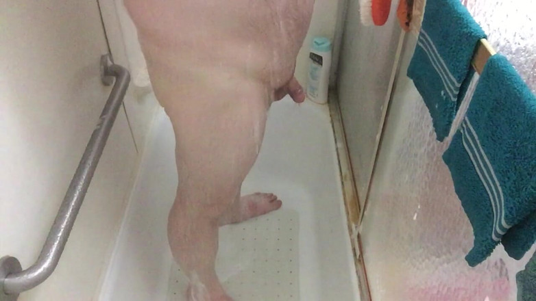 Sen Desi: Showering