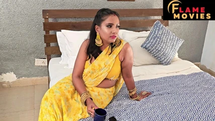 Un couple desi perd son contrôle, sexe en levrette