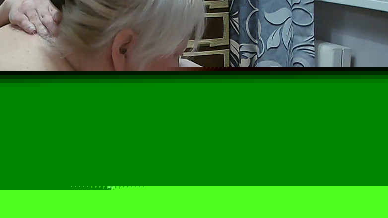 Zona901: 彼女が口でペニスを搾り、精液を飲み込む