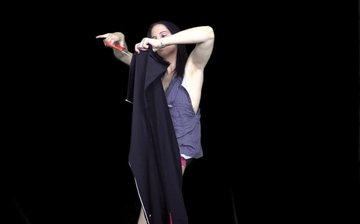 Quinn brooks: Destroying Multiple Outfits-wmv
