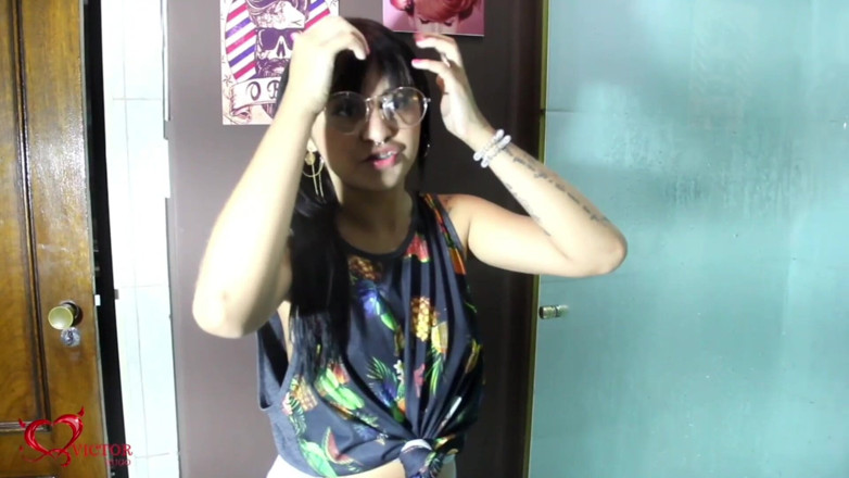 VictorHugo: アカデミーから来て、一緒にお風呂に入る