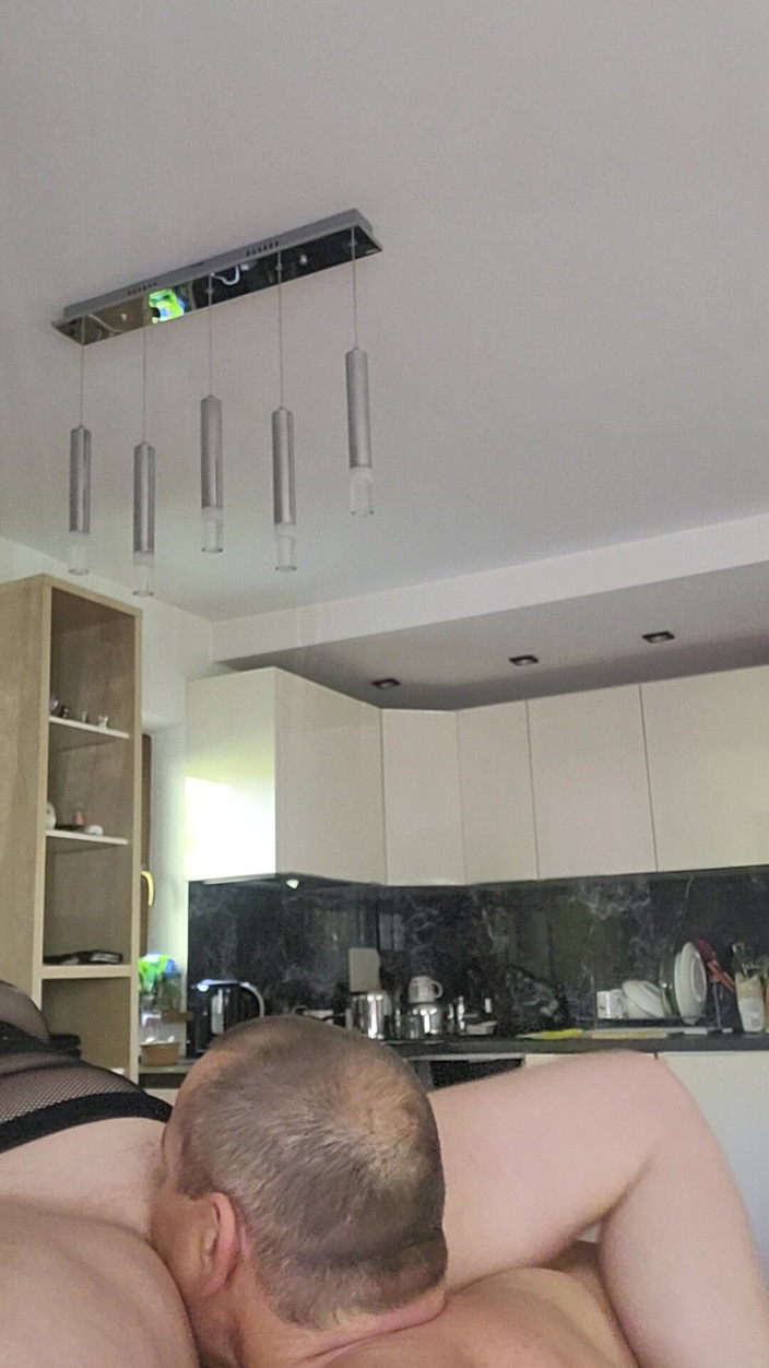 Kubnat: Morning Sex in the Kitchen