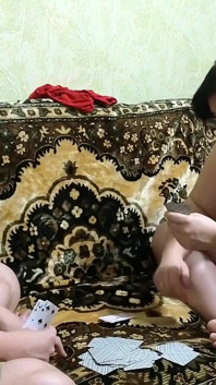 在卡牌上失去我的嘴