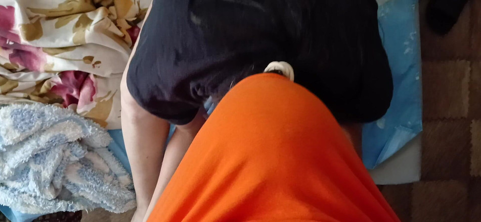 Lesbian-illusion: Ik lik het poesje van mijn milf stiefzus zodat ze...