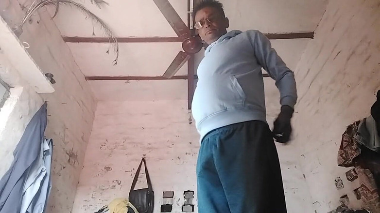 A_k_93152: Mein schwanz ist sehr hart und lang