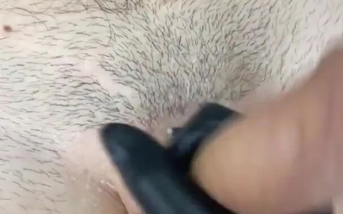 SugarNadya: My Client Ejaculated From My Touch