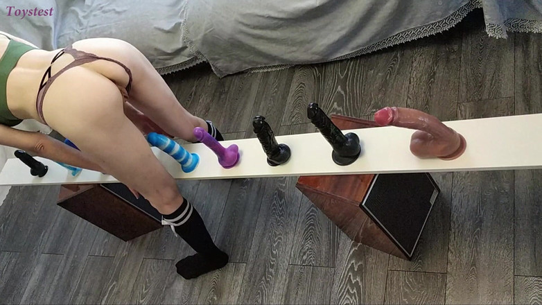 Toystest: Dildo test výzva. Který by byl nejlepší z nejlepších?