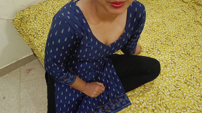 YOURAMRITA04: Une femme au foyer nouvellement mariée trompe son mari et...