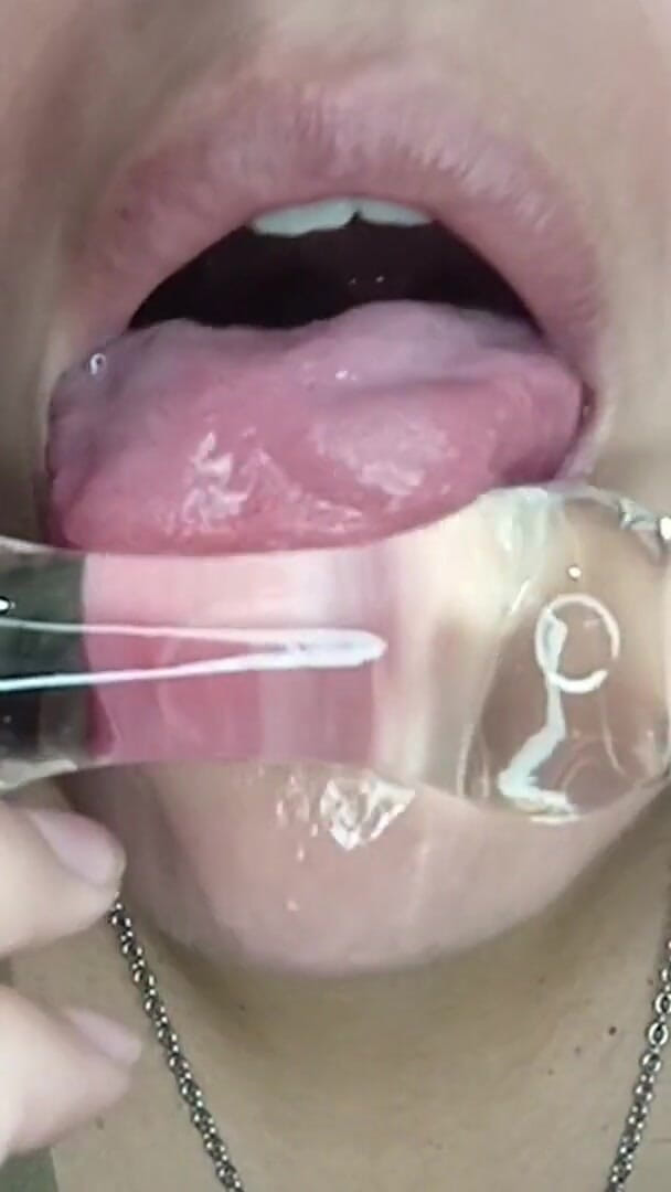 Tongue Fetish (Leexa) Tongue Fetish (Leexa)