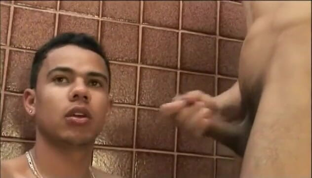 Gays Case: Jantan gay menikmati duburnya dikongkek keras oleh tiang besar