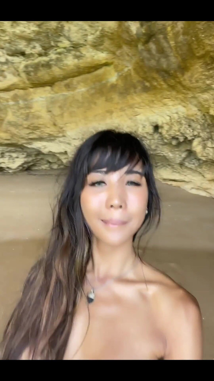 DaringKiara: I Just Paddle Board