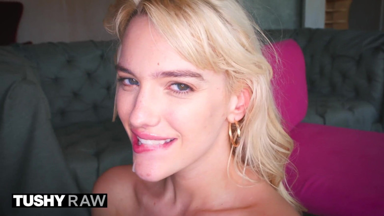 Tushyraw: Tushyraw Kenna James miluje tvrdý anální sex