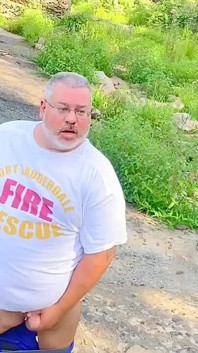 Mi bombero de padrastro se divierte mientras lo videoo