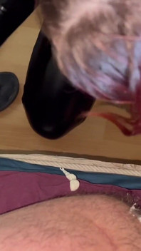 Ochtend likken pov met crème in latex (aangepaste video)