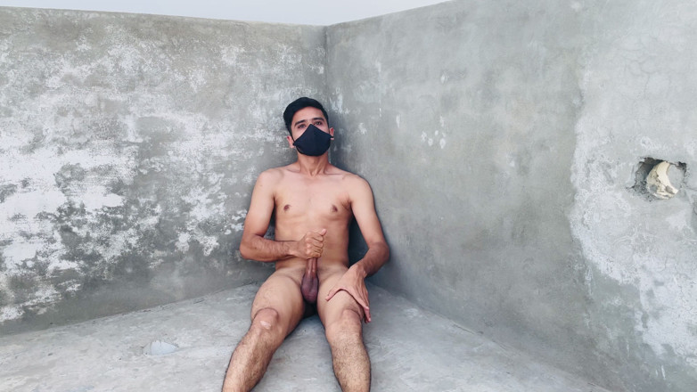 Usman Butt: Пакистанское порно на крыше, возбужденный красивый паренек Mustarbation в общественном месте
