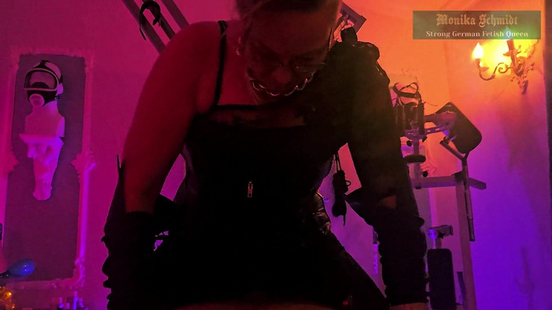 Strict Senz: Monika Schmidt Femdom Facesitting Sm Othering Ass Worship Verbal Humiliation