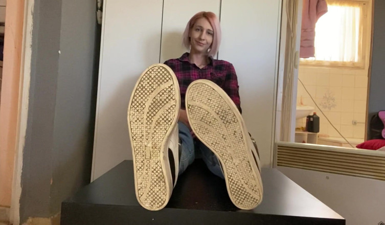 Cuteblonde666: Fetish kaki saiz 41