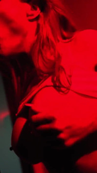 Crystal rush & teddy Tarantino - barbie mit dicken titten beim hot date mit Ghostface