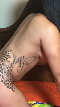 Puszczalska milf Jae Jazz uwielbia dupka Rome Majora