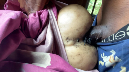 Bangcum8: Büyük götlü yaraklı sürtük