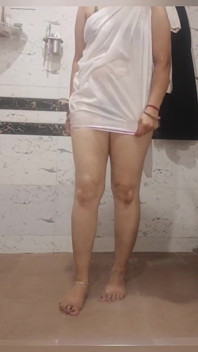 Priya Bhabi Sex s velkým zadním stranou