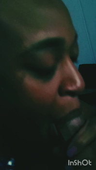 Mulut biru succubus!