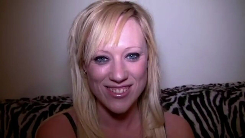 Creampie Clinic: Doggers Blast Big Nipple Blonde Slut