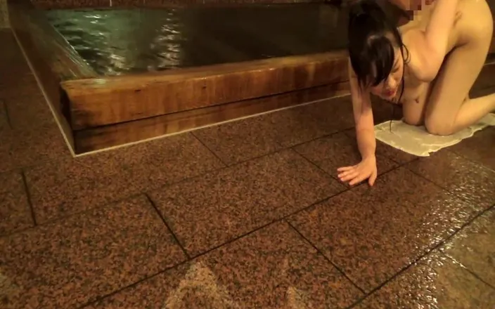 Vulture: Hot Spring Inn Deep in the Middle of Nowhere! Vol. 3